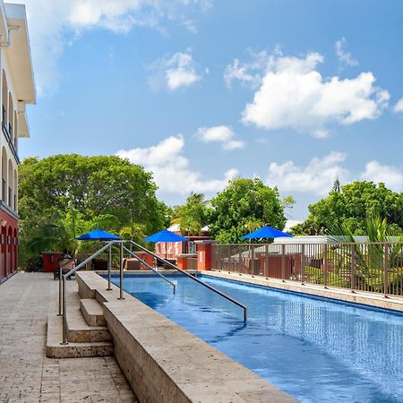 Hotel Courtyard By Marriott Bridgetown, Barbados Exterior foto