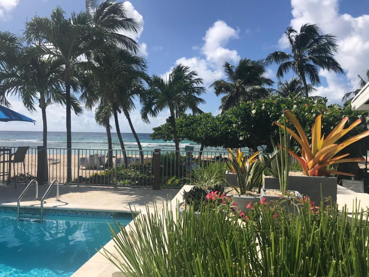 Hotel Courtyard By Marriott Bridgetown, Barbados Exterior foto