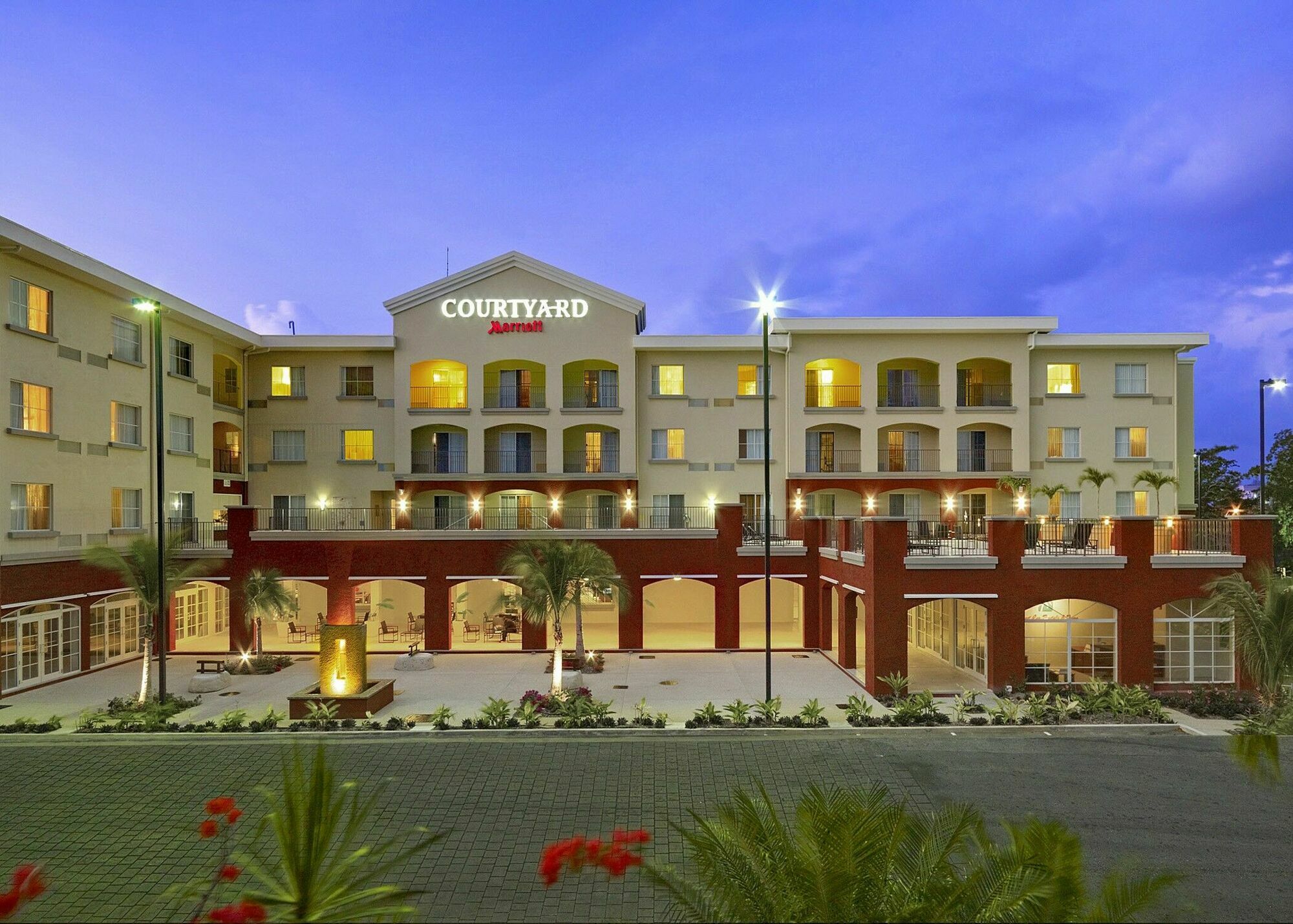 Hotel Courtyard By Marriott Bridgetown, Barbados Exterior foto